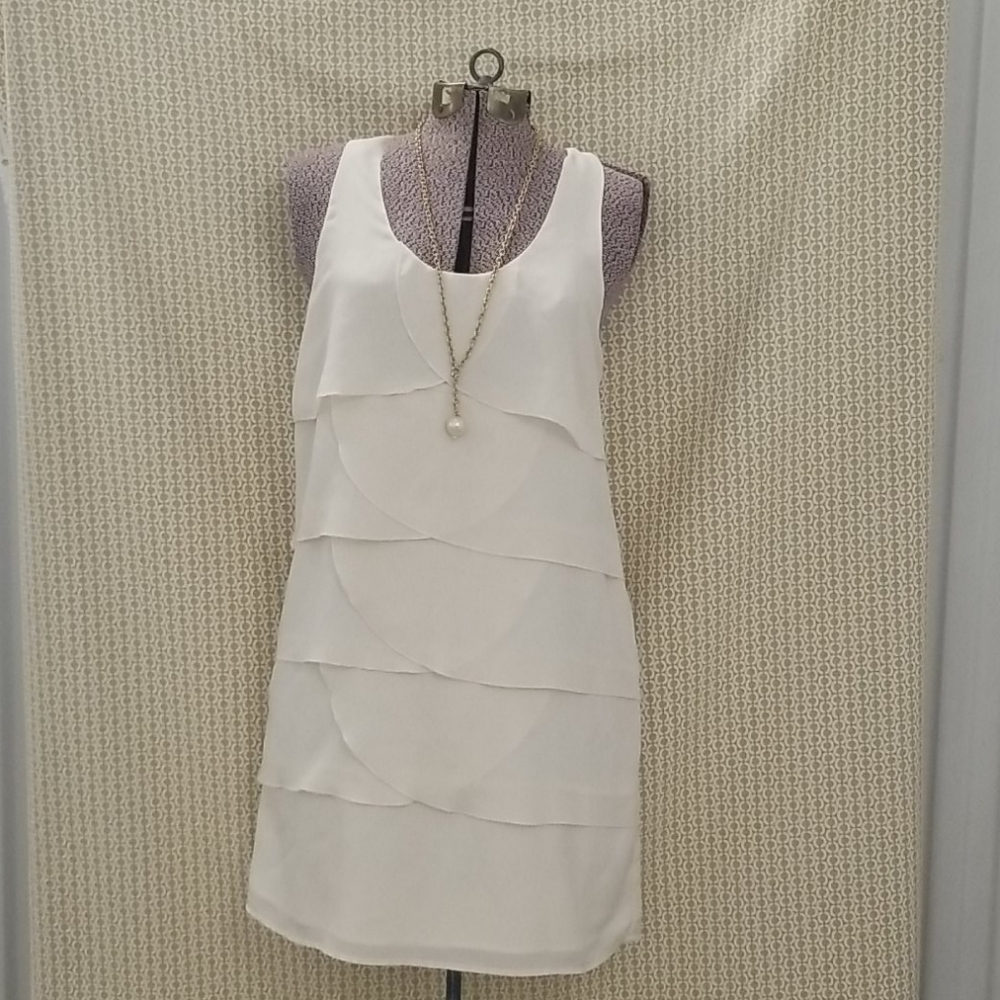 🎉HP!🎉Cream Layered Razor Back Mini dress